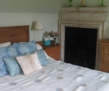 Damson Cottage B&B Lacock Exterior photo